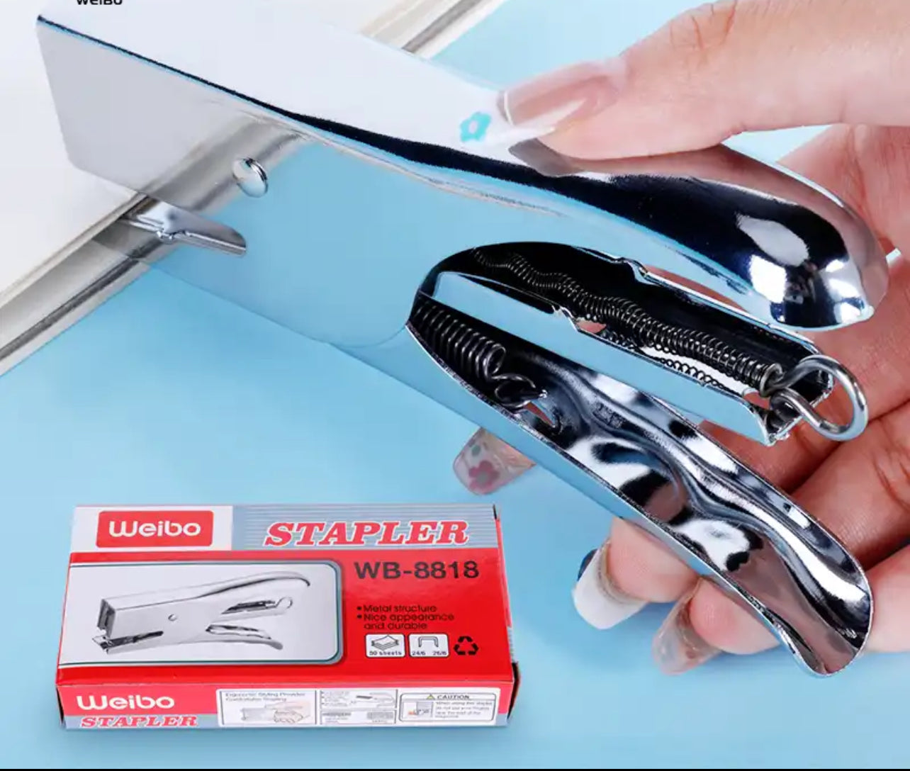 Weibo Labor-saving metal stapler Hand-held office tools Standard conventional press type practical staple