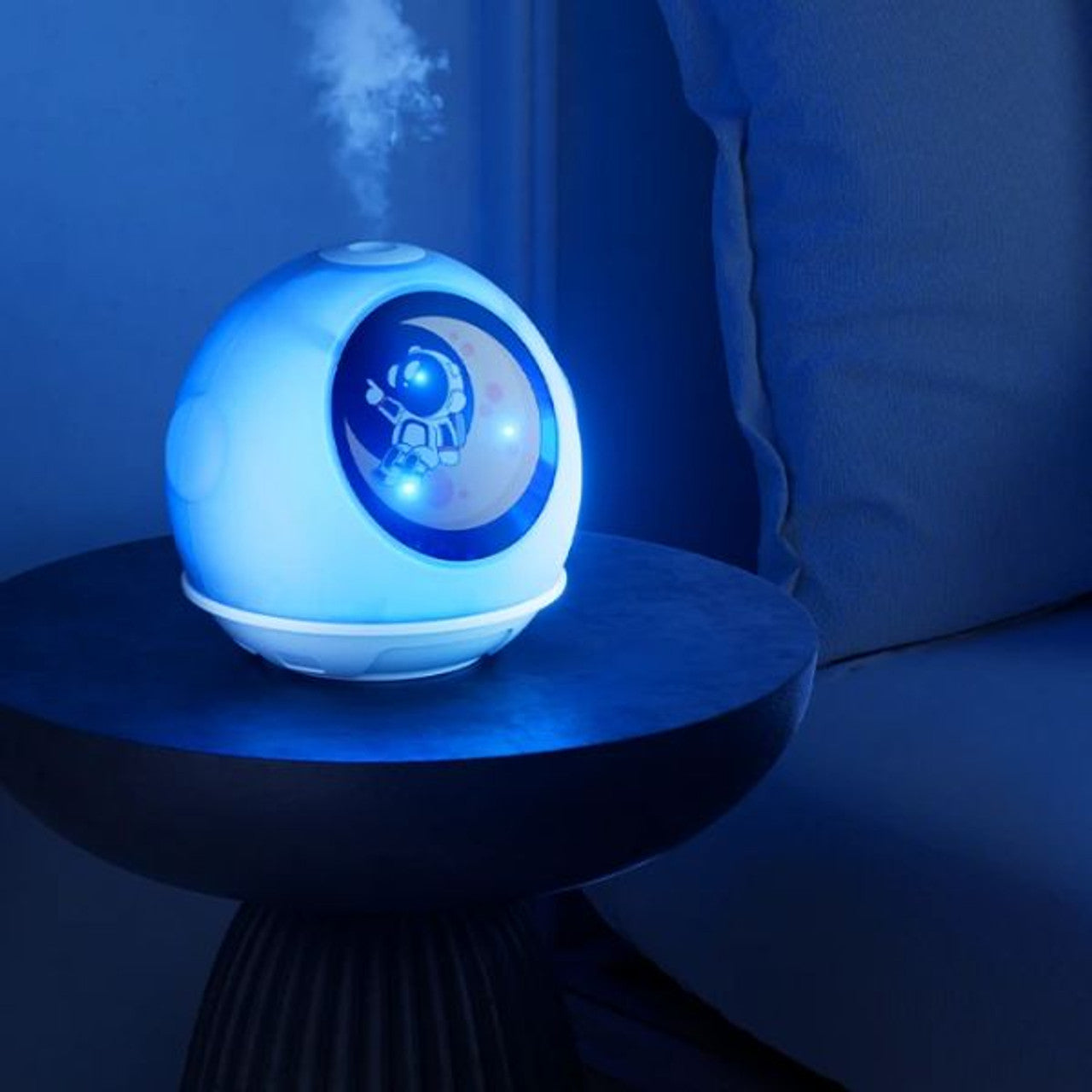 Astronaut Humidifier