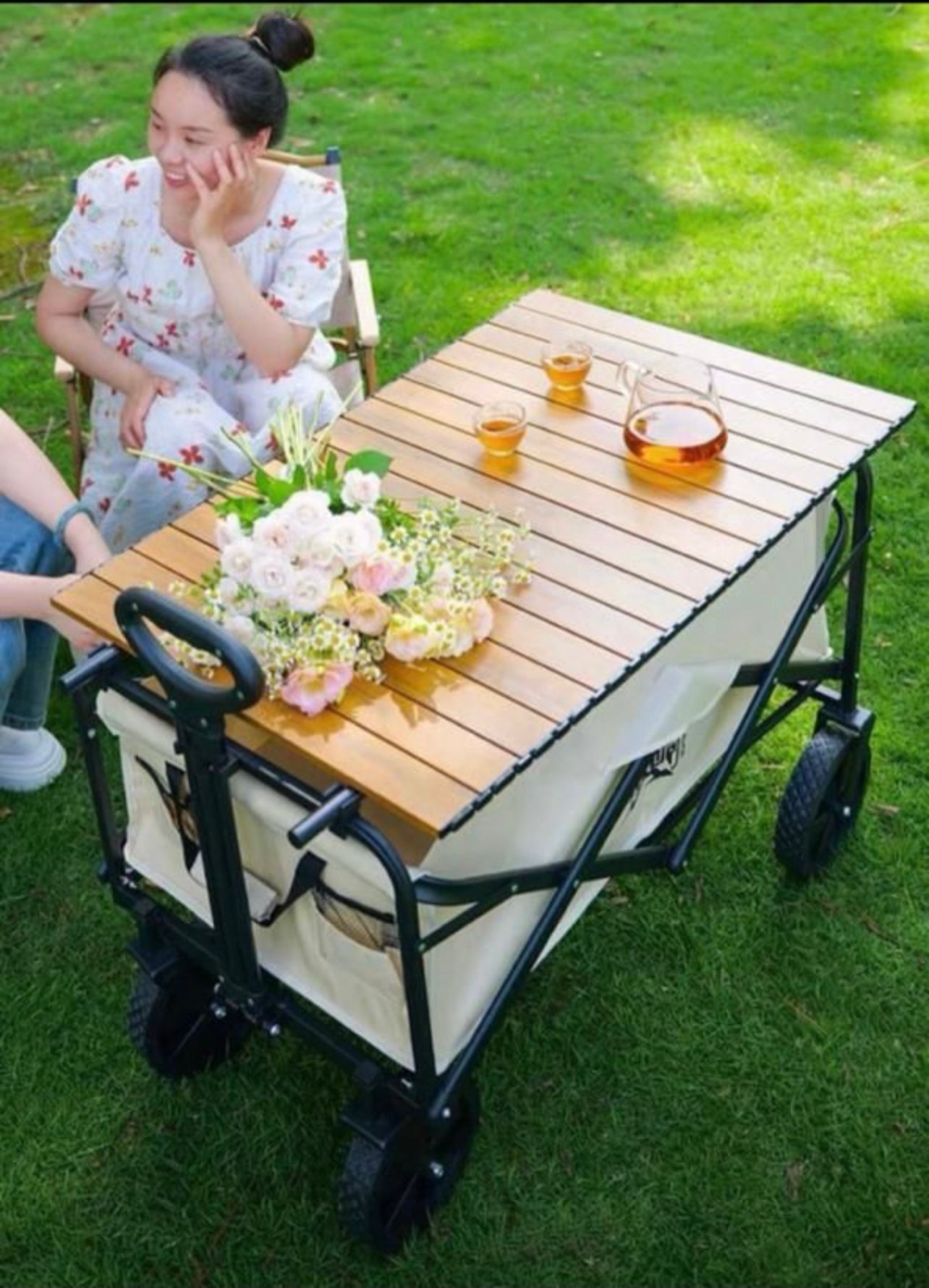 Collapsible Wagon Cart with Wooden Table