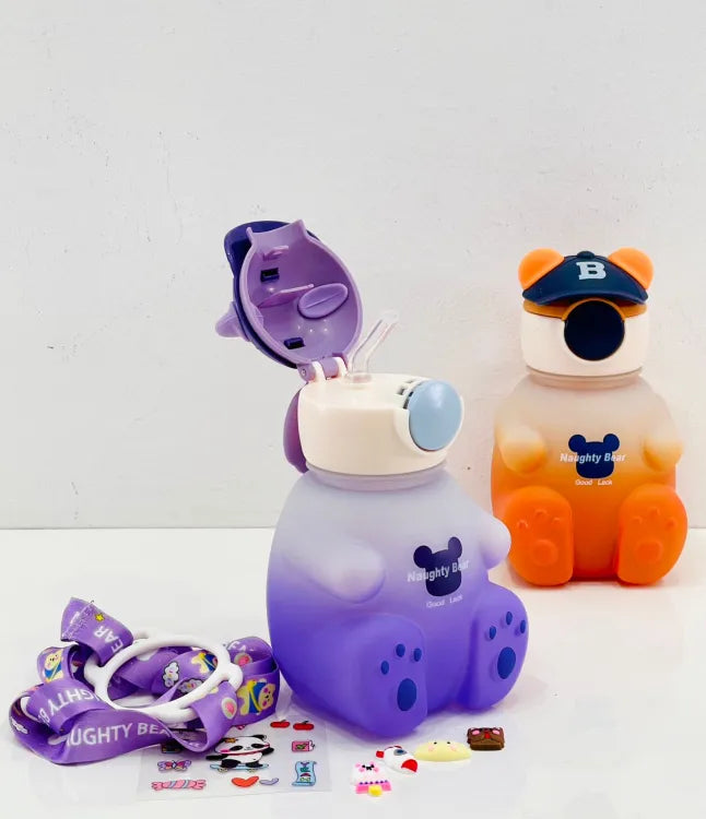 750ml Bear Design Children hanging drinking bottle with straw