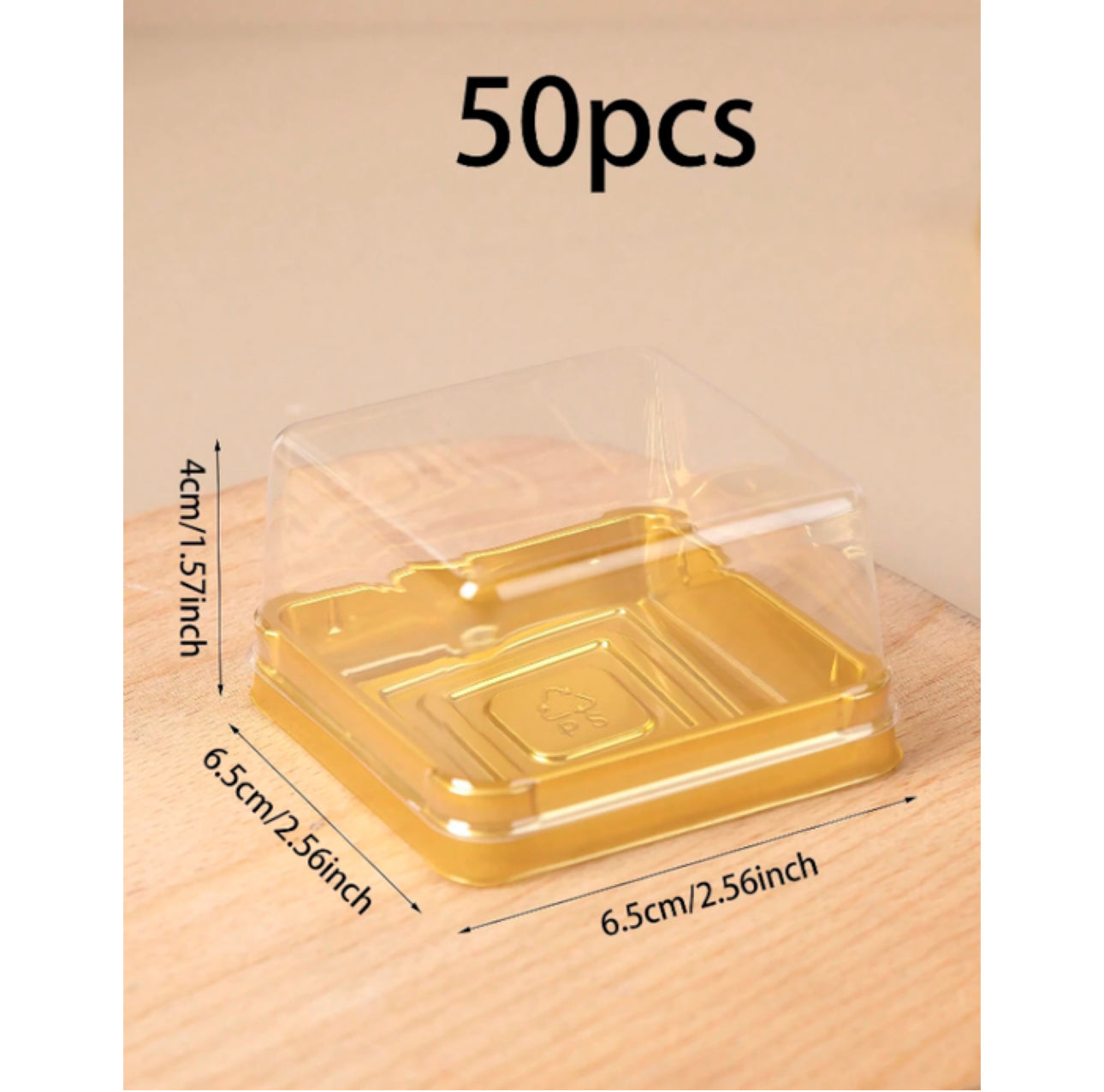 50Pcs Square Plastic Dessert Containers With Gold Base - Transparent