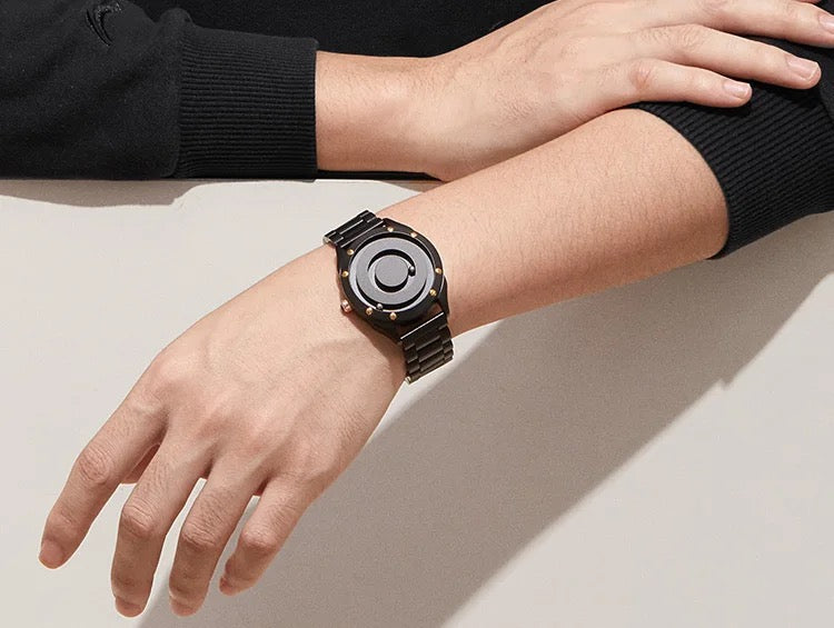 EUTOUR Unisex Magnetic Watch - PreOrder Sales Now Available!