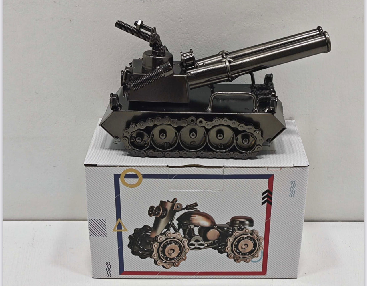 Double Barrel Scaled Tank - Collectible Model