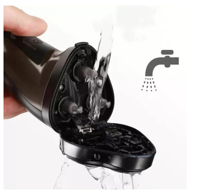 Electric shaver with 3 double blades