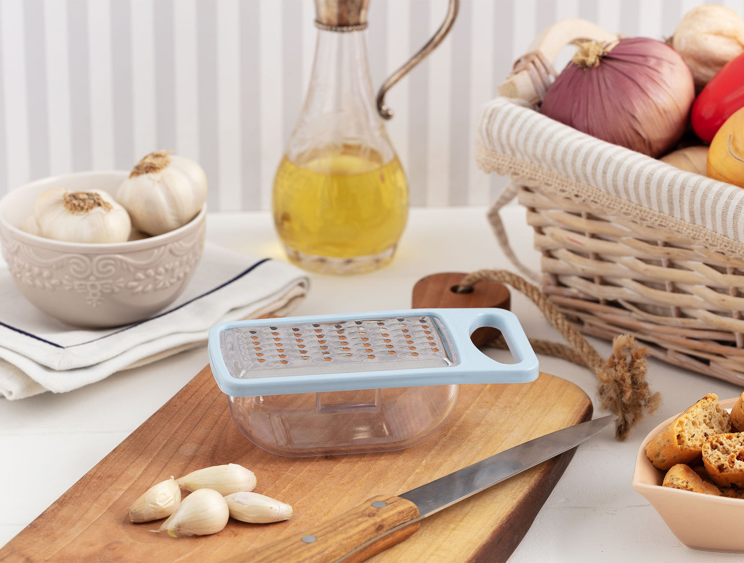 Garlic and Cheese Grater with Container