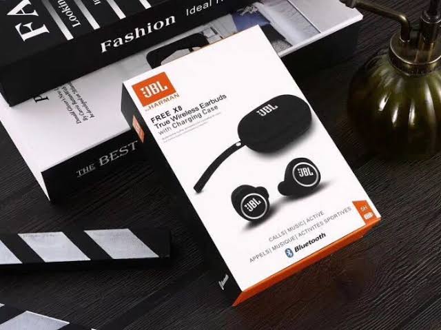 JBL Replica FREE X8 True Wireless Earbuds with Charging Case