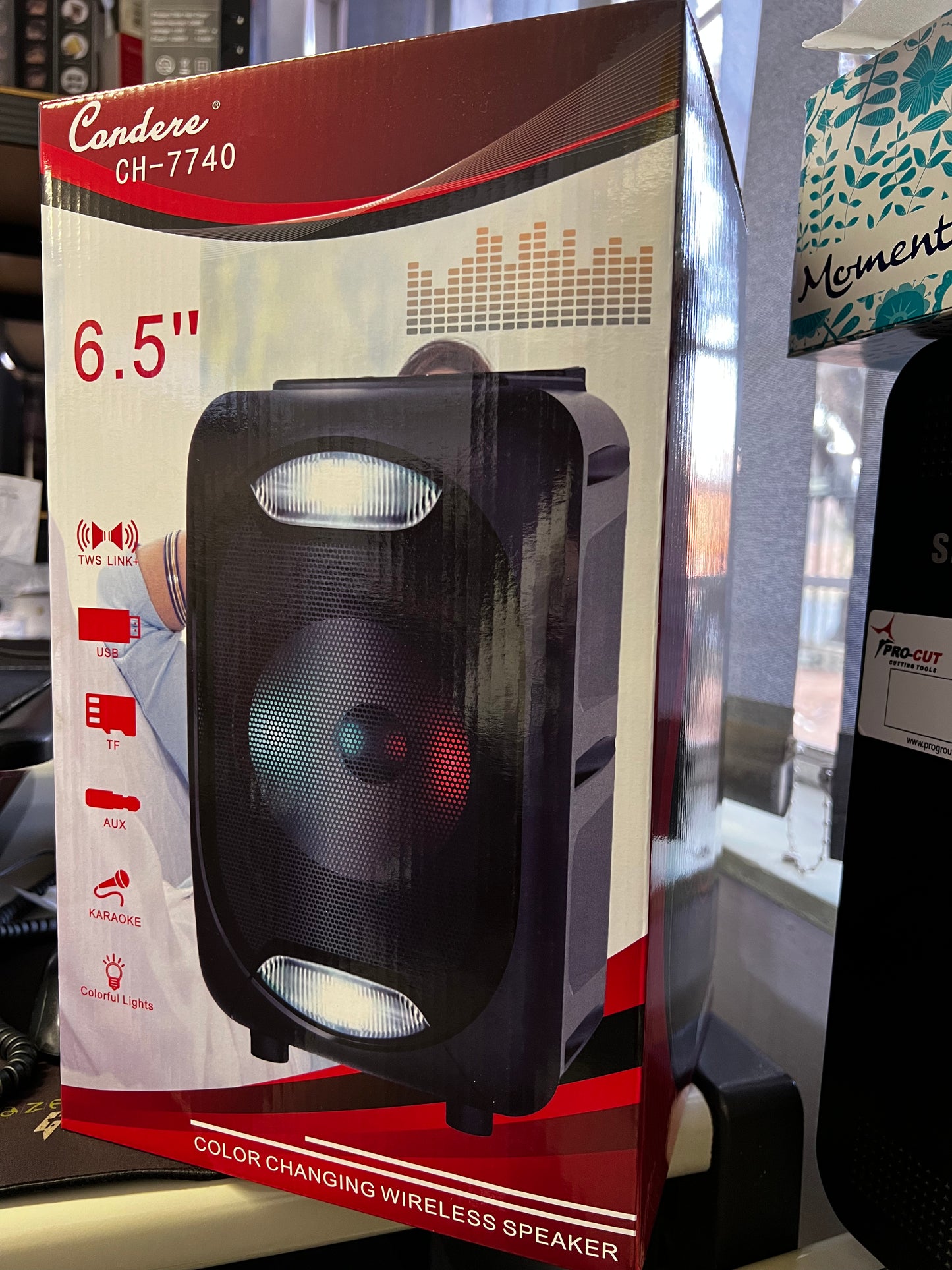 Condere 6.5Inch Colour Changing Speaker