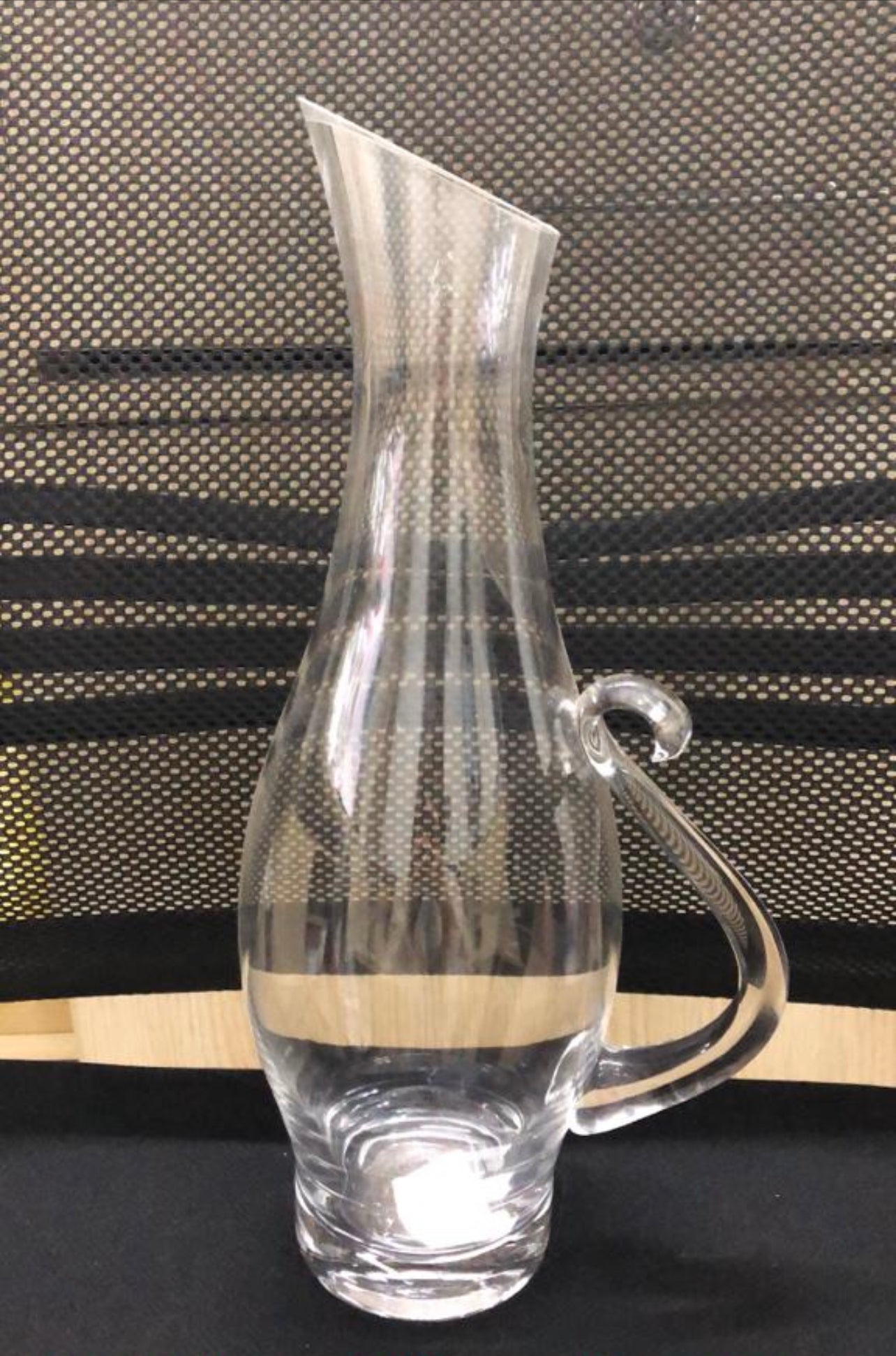 Elegant Wine Decanter with Custom Handle