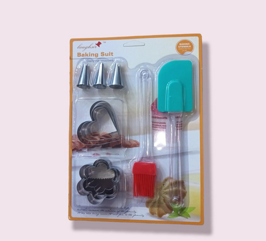 11 Piece Cake Decorating Set