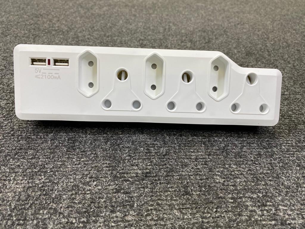 7Way Multiplug with USB Ports