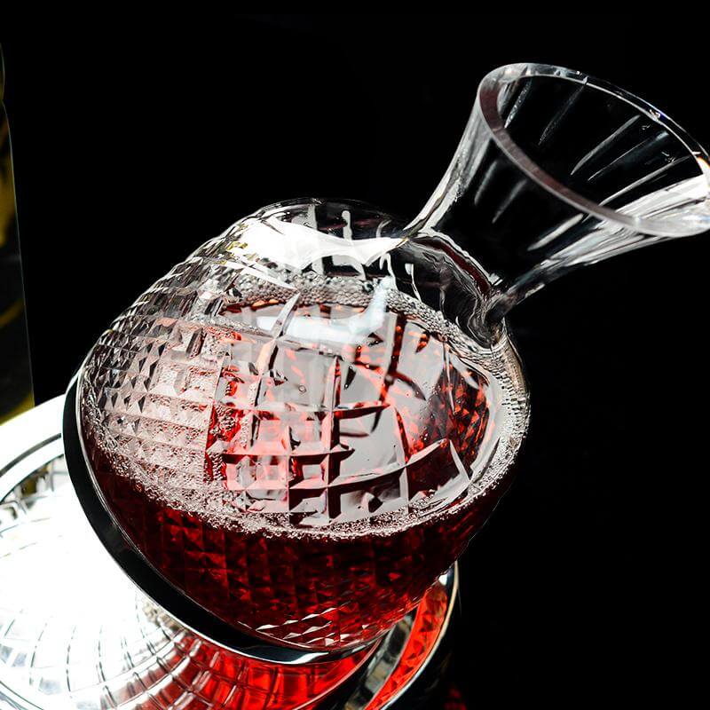 Luxury Rotating Crystal Wine Decanter