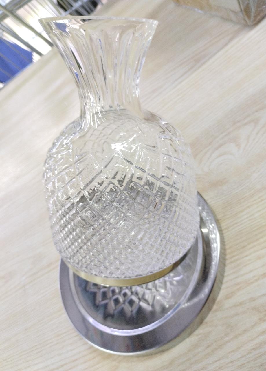 Luxury Rotating Crystal Wine Decanter