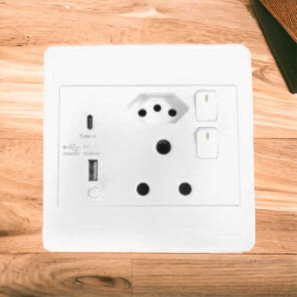 Electrical Switched Socket 15amp - Euro+USB+Type C