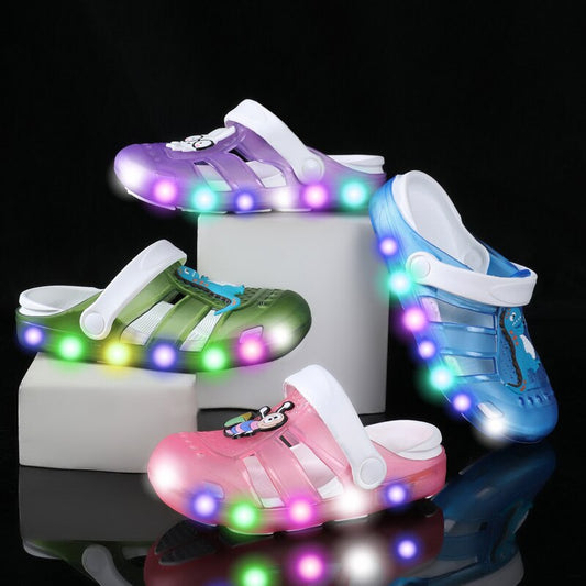 New Style Boys Girls Sport Beach Sandals Summer Kids Shoes With Light LED Hole Sandals Children Brand Fashion Sneakers 16 colors