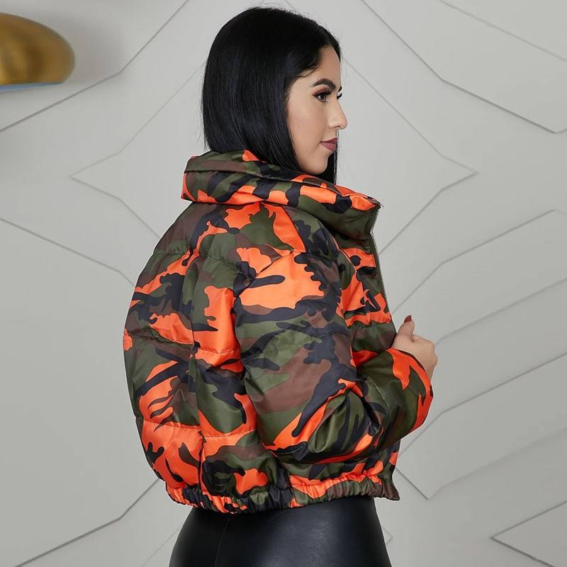 High Collar Full Sleeve Zipper Camouflage Bomber Jacket